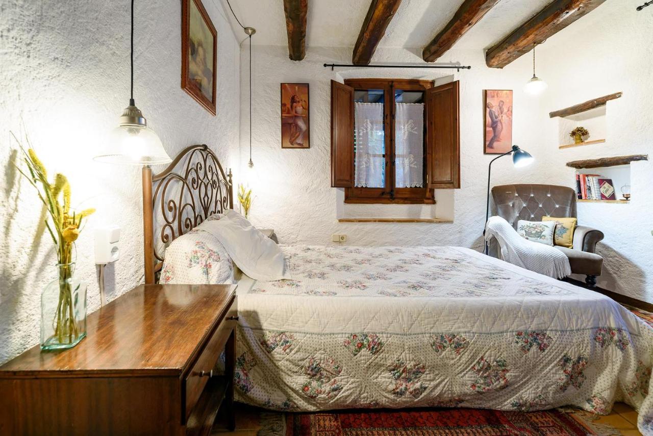 Masia Can Manent Del Bosc S XVIII Santa Eulalia de Ronsaná Dış mekan fotoğraf